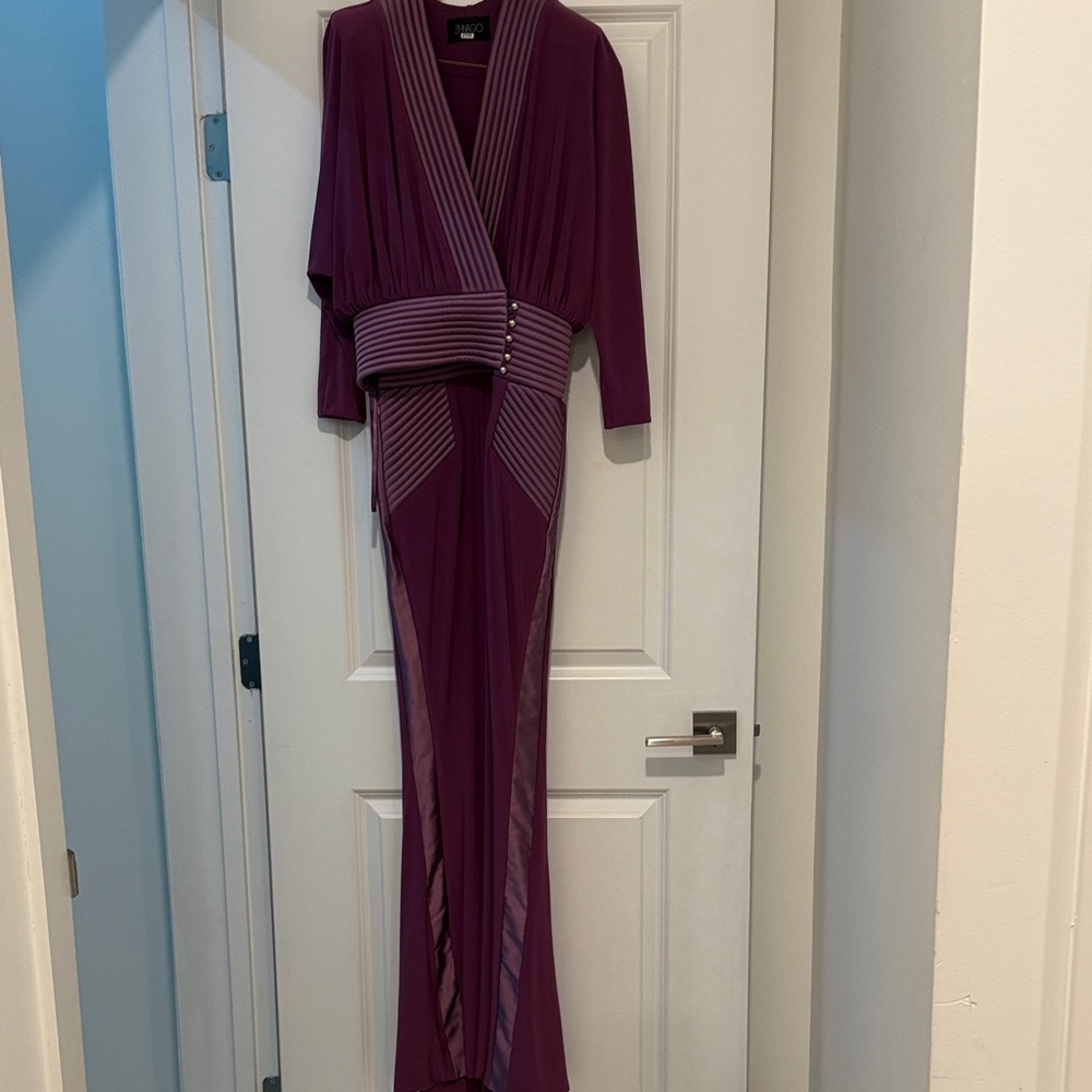 Zhivago I’am her man Gown - Picture 2 of 10